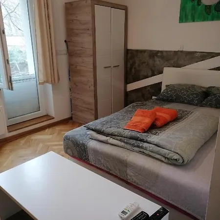 Natasa شقة بلغراد